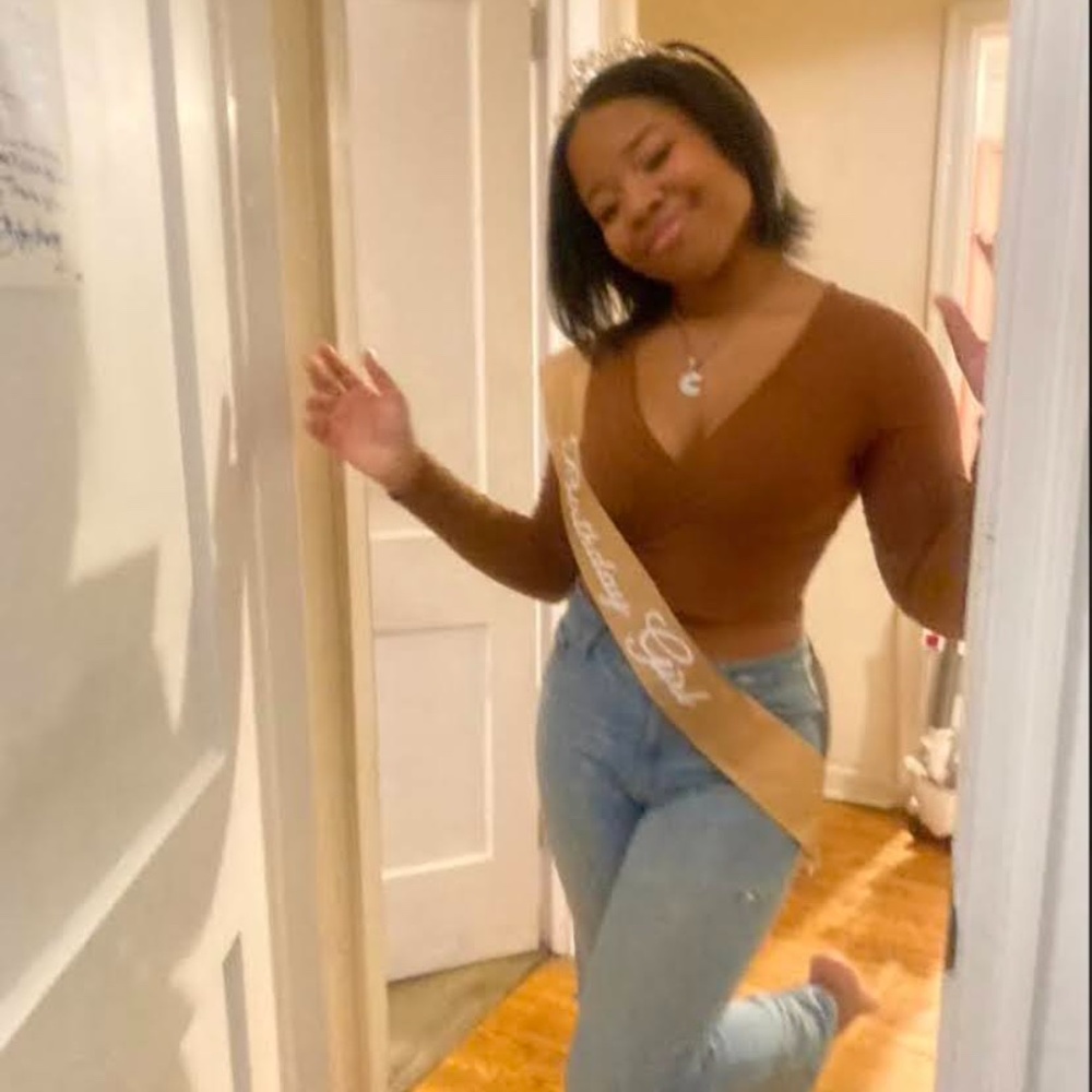 Meet your Posher, Cebi